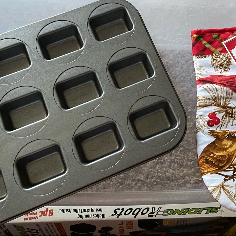 Dark Gray Non-Stick Baking Pan(used once) and New Cardinals Oven Mitt